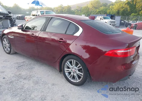 2017 Jaguar Xe 25T Premium z USA, uszkodzony, nr VIN SAJAD4BGXHA947189